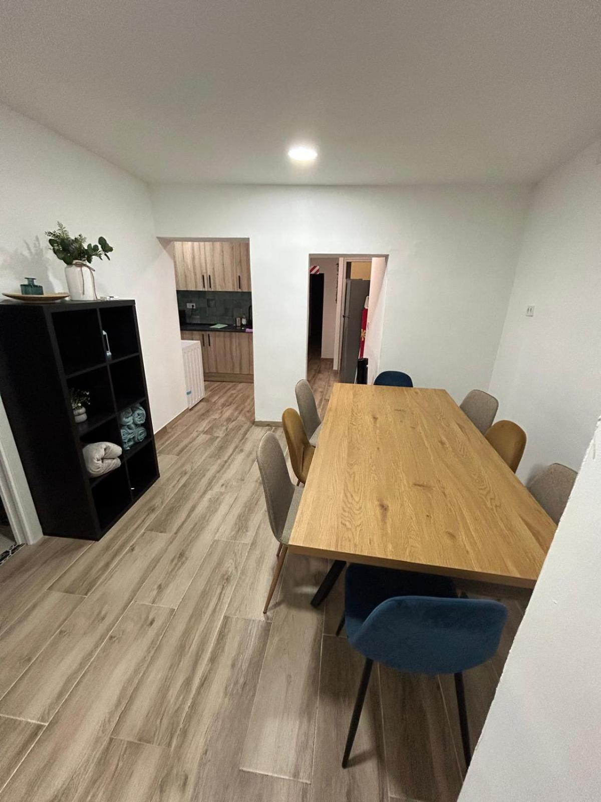 Apartamento Recien Reformado Con 5 Habitaciones Y 3 Banos Madrid Exterior photo