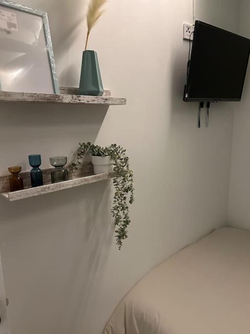 Apartamento Recien Reformado Con 5 Habitaciones Y 3 Banos Madrid Exterior photo