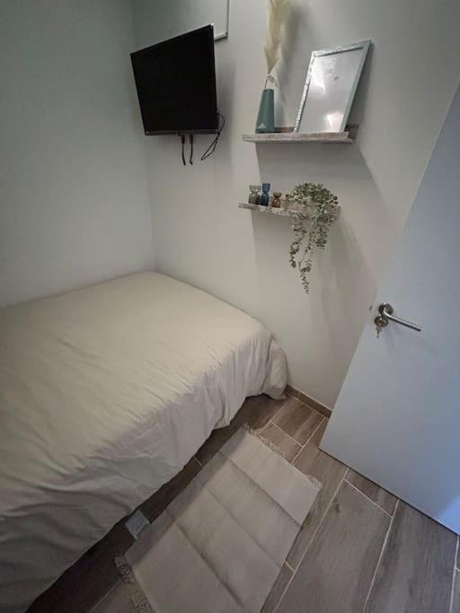 Apartamento Recien Reformado Con 5 Habitaciones Y 3 Banos Madrid Exterior photo