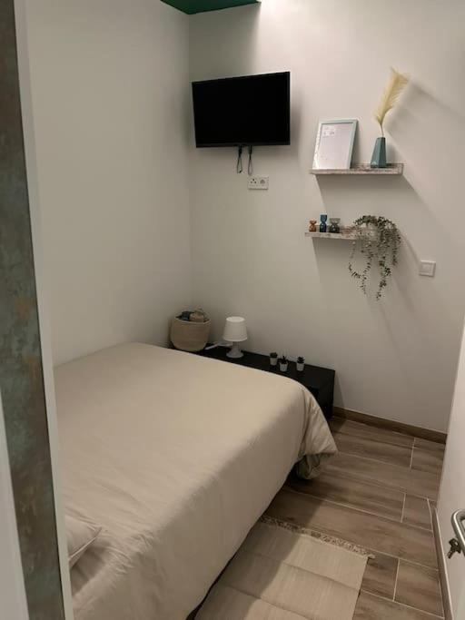 Apartamento Recien Reformado Con 5 Habitaciones Y 3 Banos Madrid Exterior photo